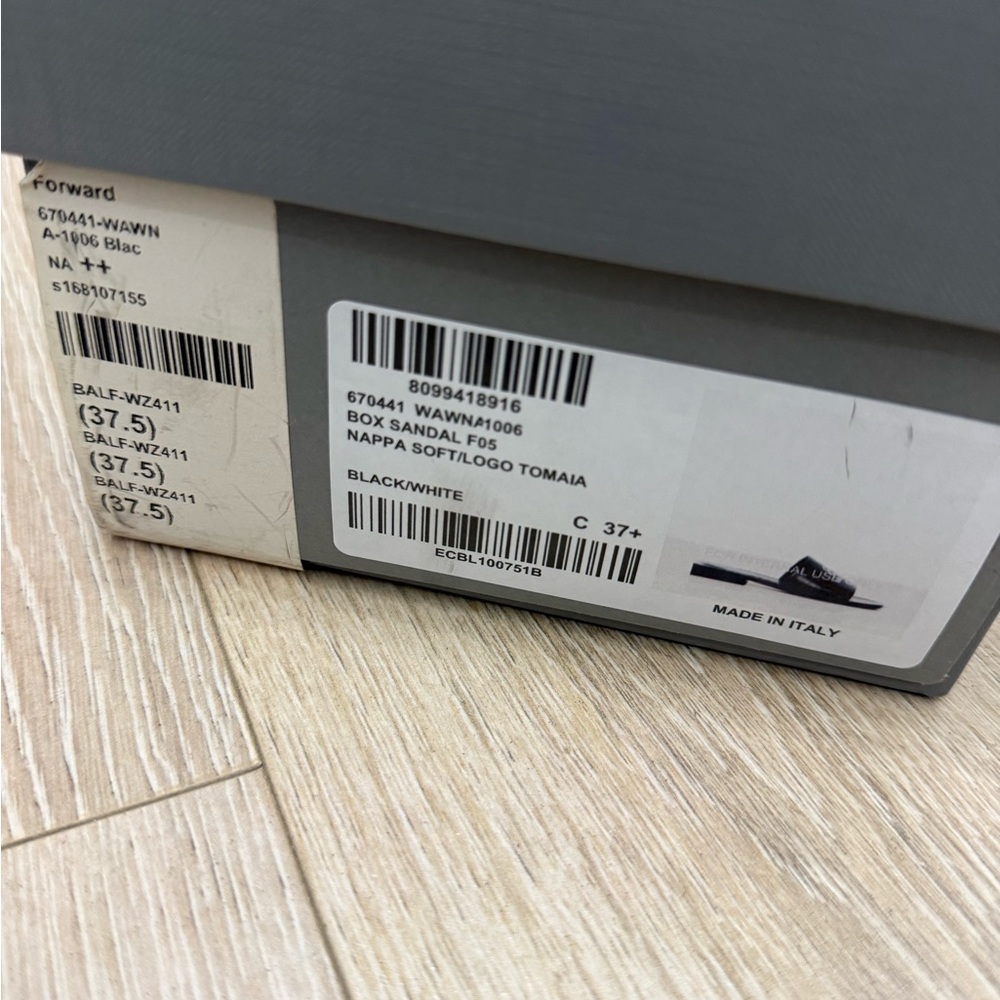 Balenciaga Black Slides with White Logo - Picture 5 of 5